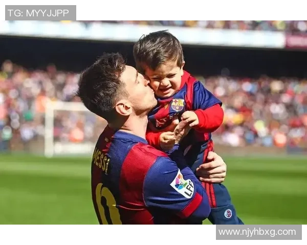 足球明星聚光灯下的日常生活与背后鲜为人知的真实故事