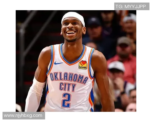 NBA球星眼中的足球世界：从篮球场到绿茵场的跨界视角与思考